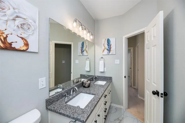 $375,000 | 716 Red Oak Court, Crowley, TX 76036