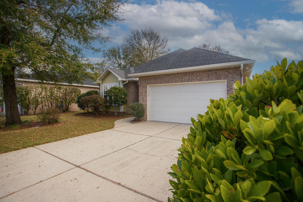 111 Arrowhead Way Niceville, FL 32578 - Photo 35 of 46 a view of a back yard of the house