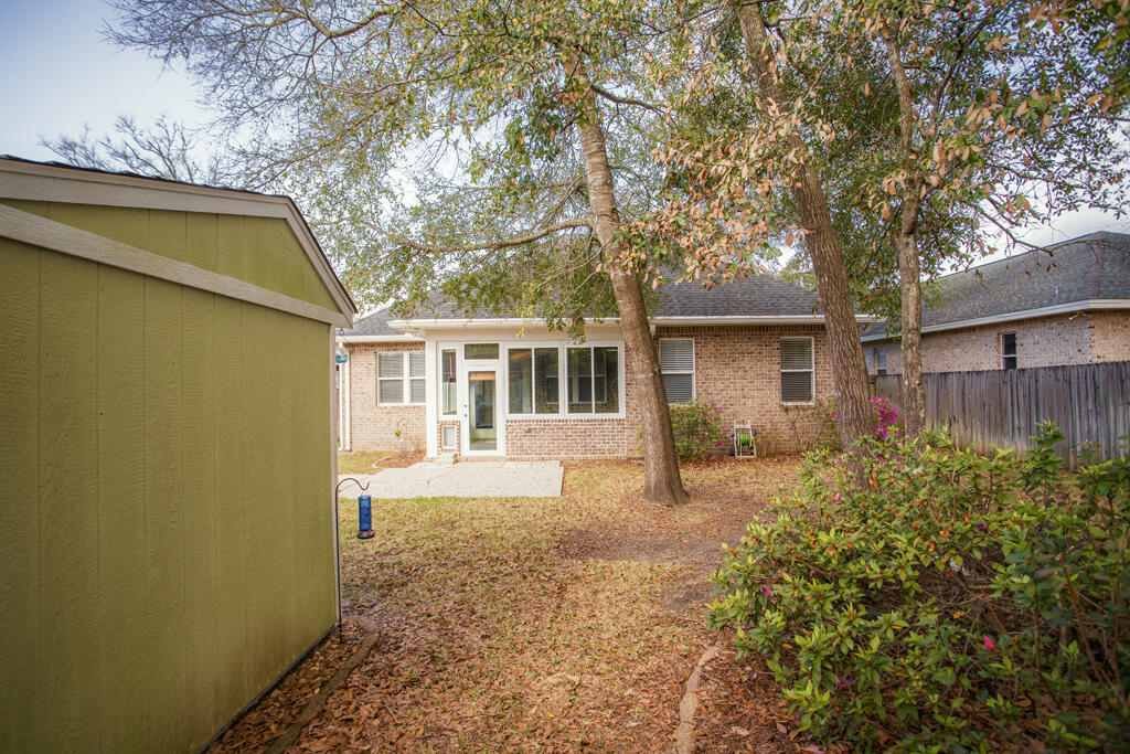 111 Arrowhead Way Niceville, FL 32578 - Photo 43 of 46 front view of a house with a yard