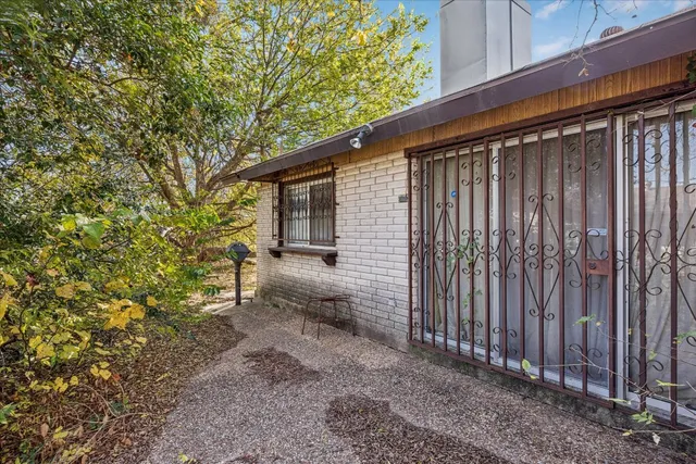 $335,000 | 5600 East Martin Luther King Jr Boulevard, Austin, TX 78723