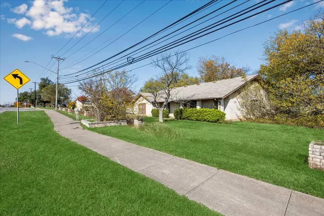 $335,000 | 5600 East Martin Luther King Jr Boulevard, Austin, TX 78723