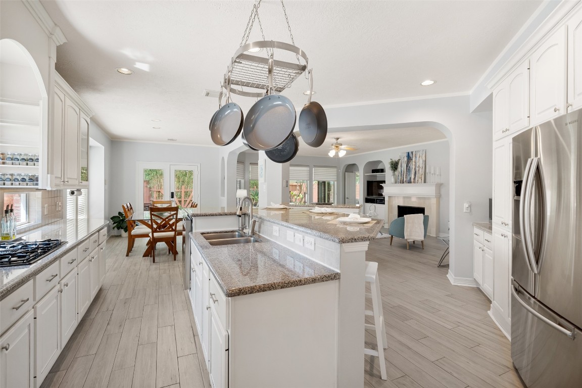 8631 Amy Brook Court Humble, TX 77396 - Photo 18 of 48