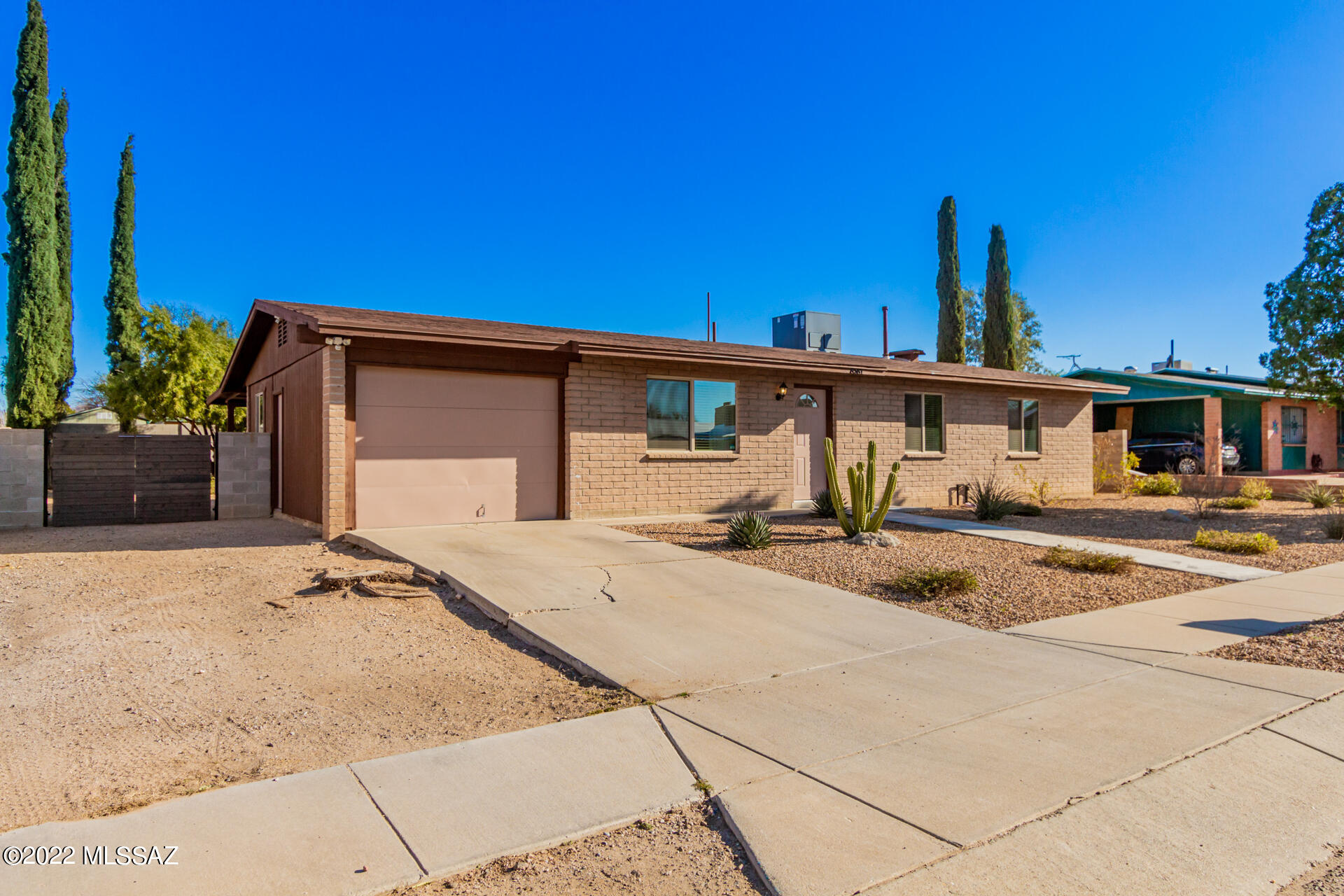 8581 East Desert Spring Street Tucson, AZ 85730 - Photo 3 of 26