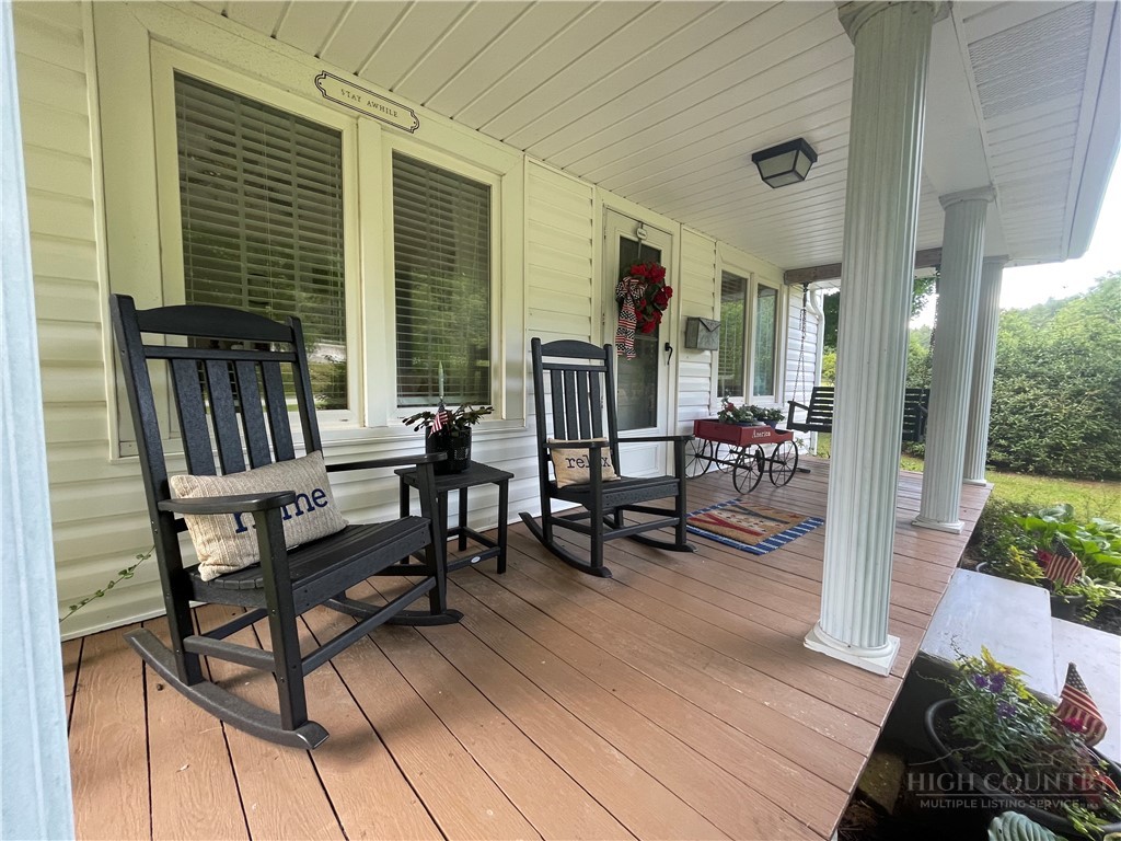 250 Mash Stuart Road West Jefferson, NC 28694 - Photo 2 of 36