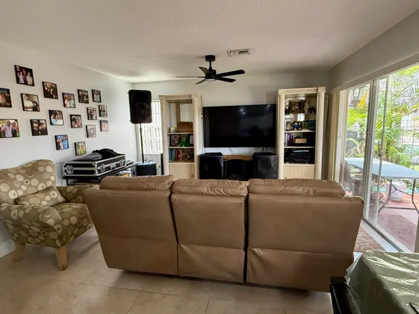 $675,000 | 2401 Northwest 139th Avenue, Sunrise, FL 33323
