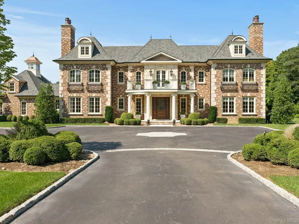$7,248,000 | 52 Wheatley Road, Glen Head, NY 11545