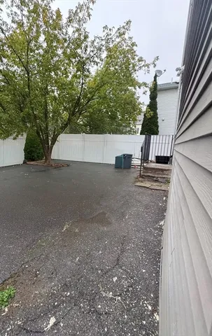 $2,900 | 499 Boston Street, Unit 1, Lynn, MA 01905