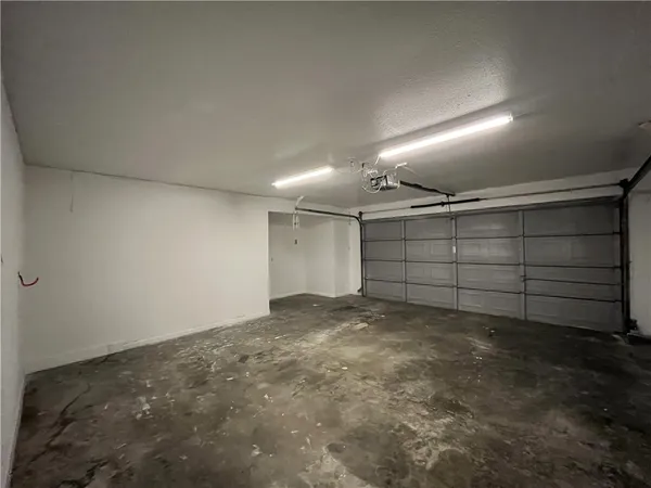 $2,000 | 4123 Crenshaw Drive, Corpus Christi, TX 78413