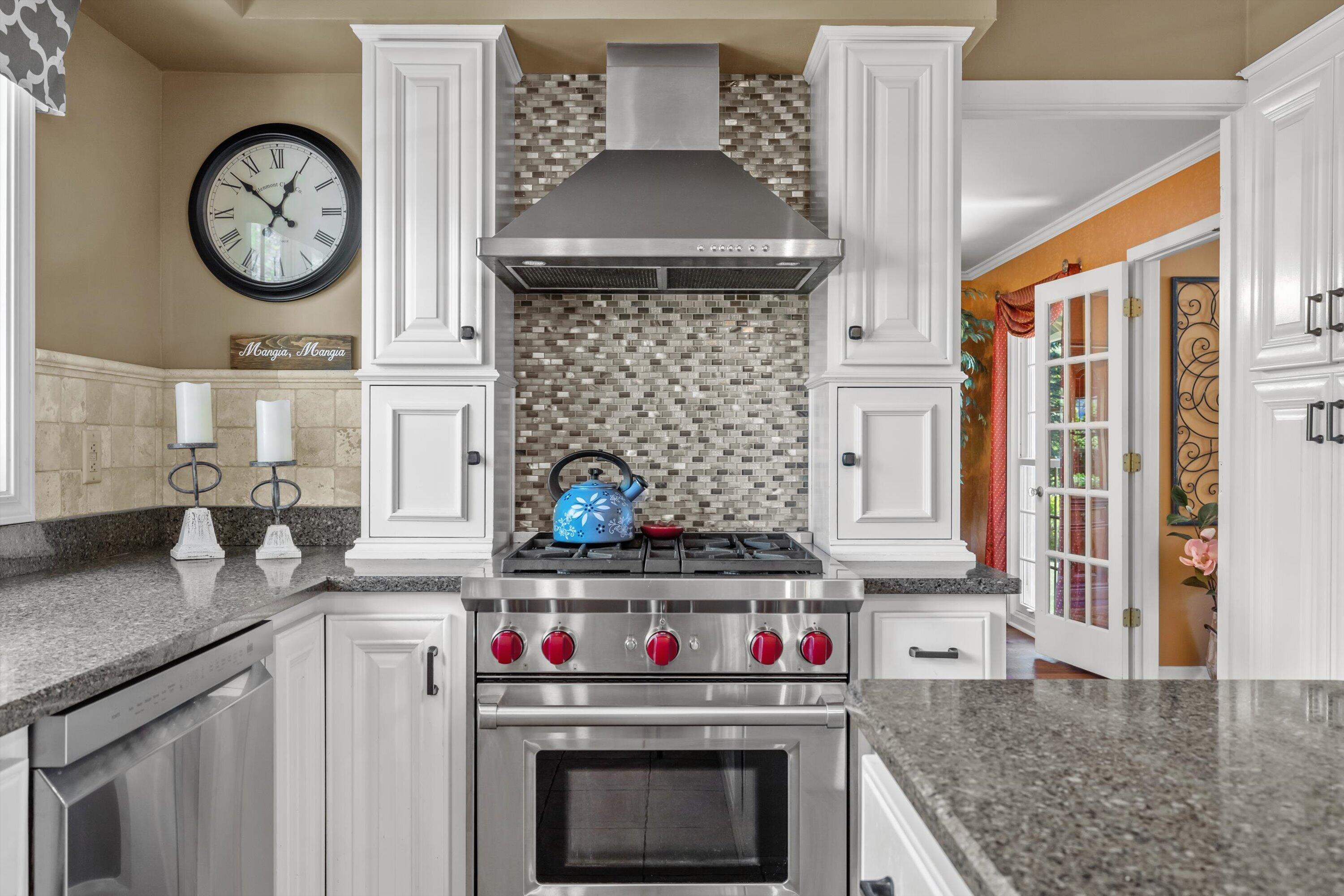 6501 Jessica Turn Caledonia, WI 53402 - Photo 13 of 66 A Culinary Enthusiast's Dream
