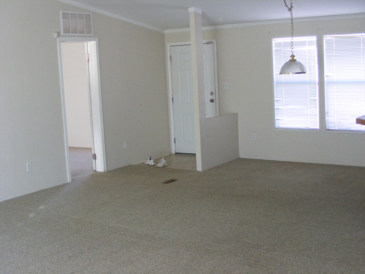 17171 North Hidden Valley Road Maricopa, AZ 85139 - Photo 15 of 21 living room