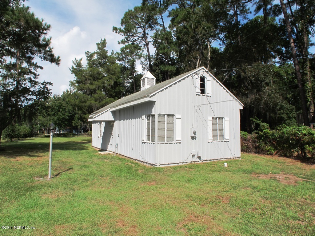 6209 West Shores Road Fleming Island, FL 32003 - Photo 23 of 31 Barn & Guest House View 2