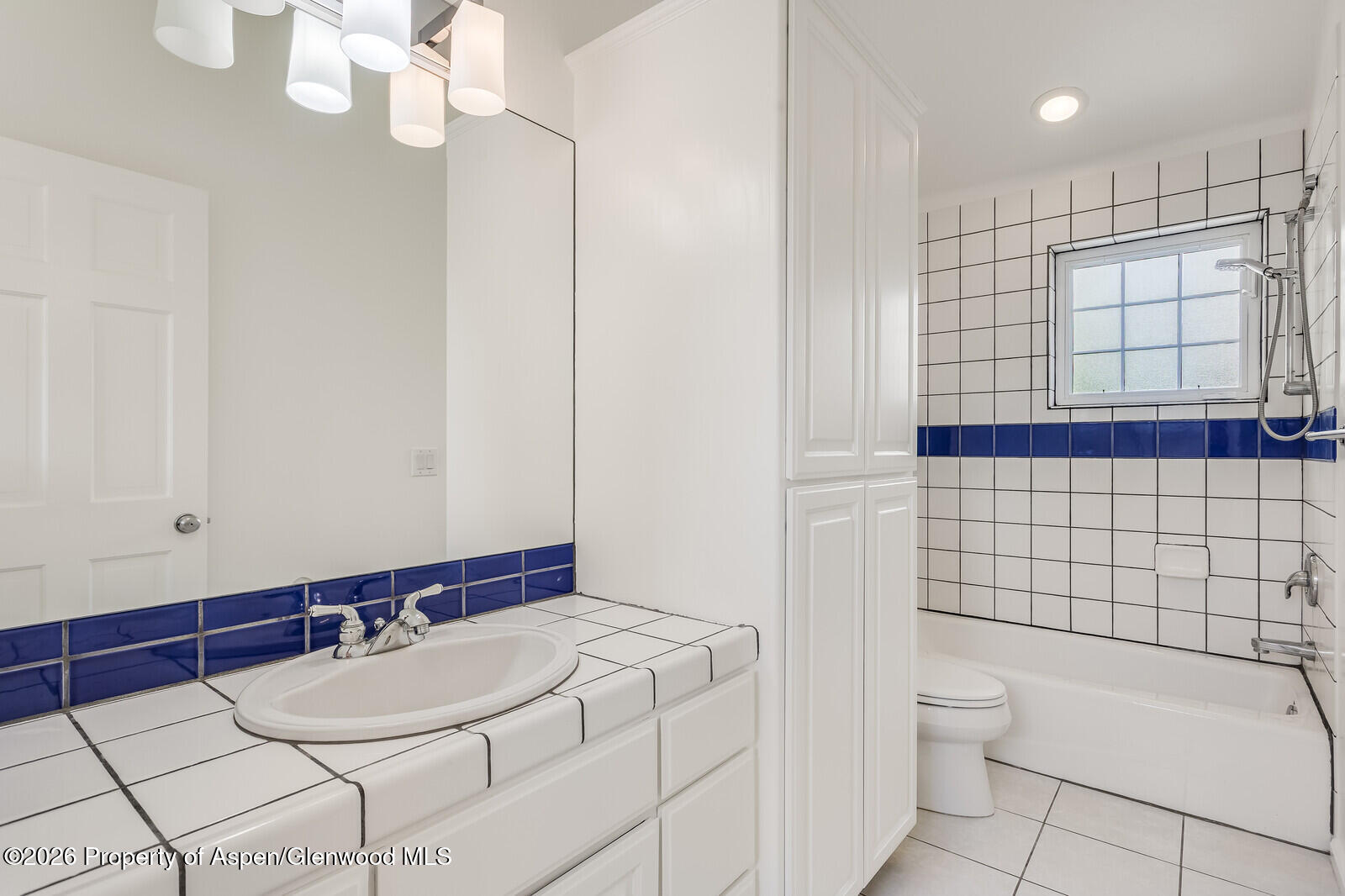 355 Meadow Drive Basalt, CO 81621 - Photo 33 of 38 29-Guest Bathroom _355_Meadow_Drive046_m