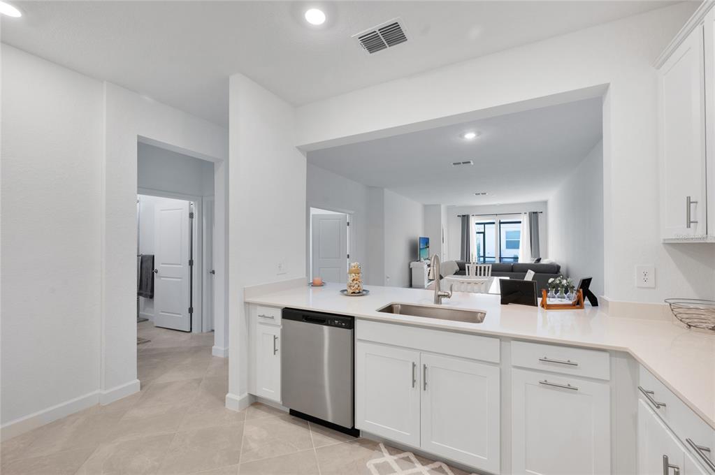 8640 Seasalt Loop Englewood, FL 34224 - Photo 6 of 27