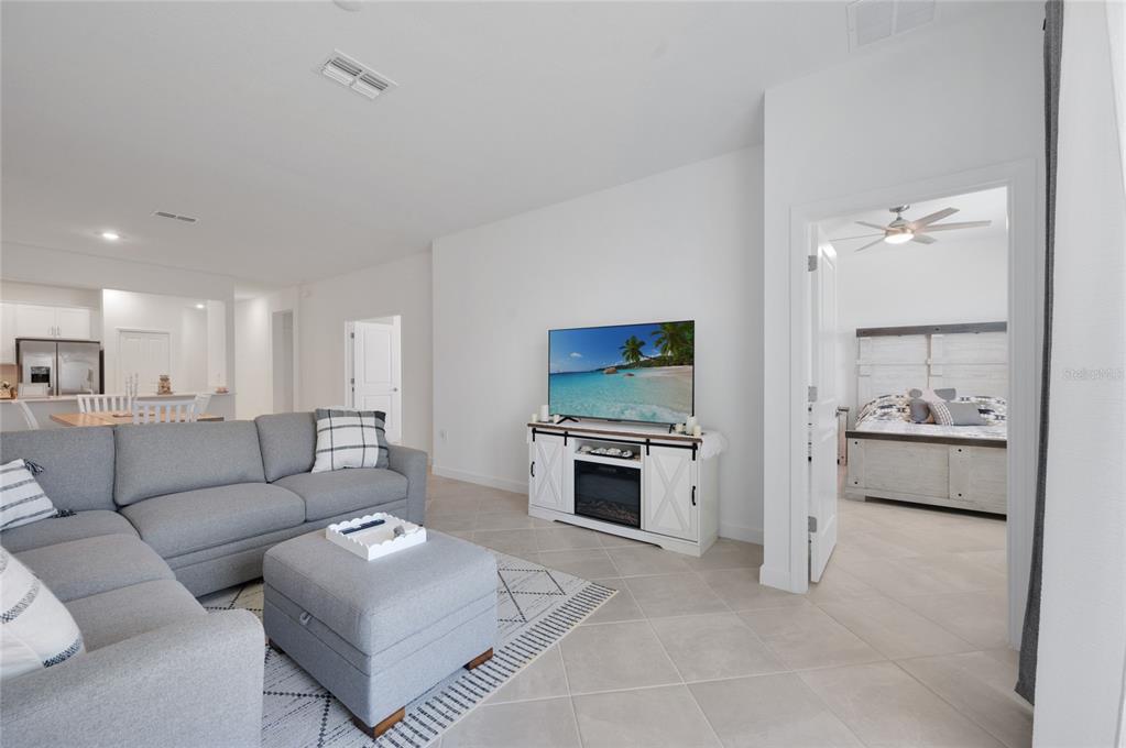 8640 Seasalt Loop Englewood, FL 34224 - Photo 9 of 27