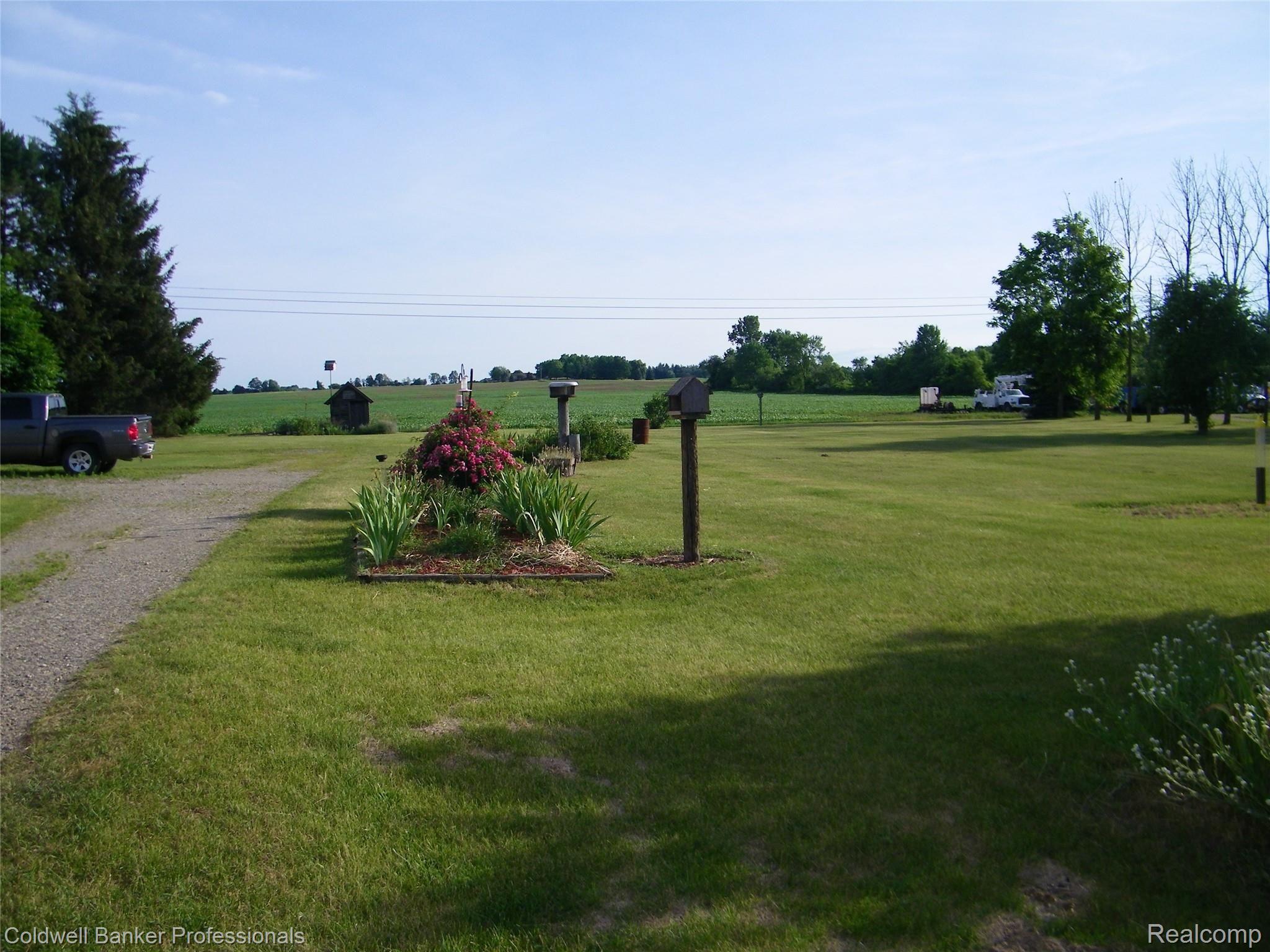 3527 Castle Road North Branch, MI 48461 - Photo 24 of 24 102_0249.JPG