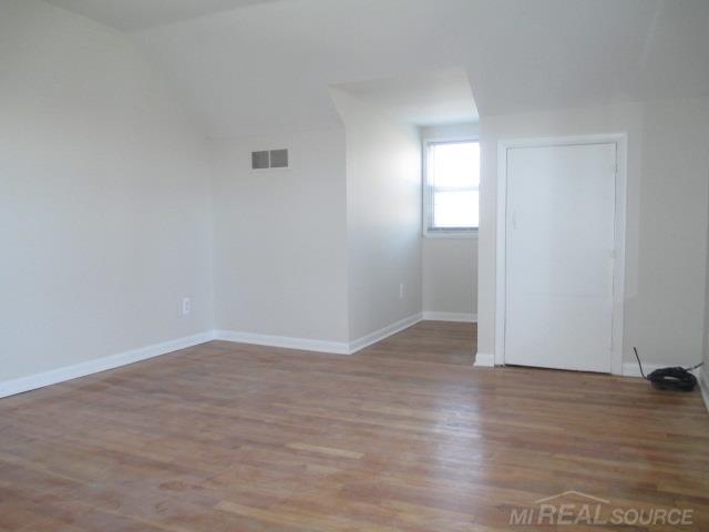 929 Princeton Road Berkley, MI 48072 - Photo 20 of 28