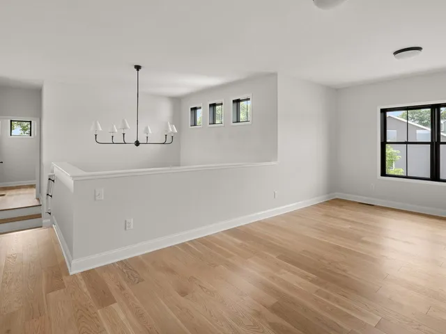 $1,215,000 | 13 Barn Road, South Burlington, VT 05403