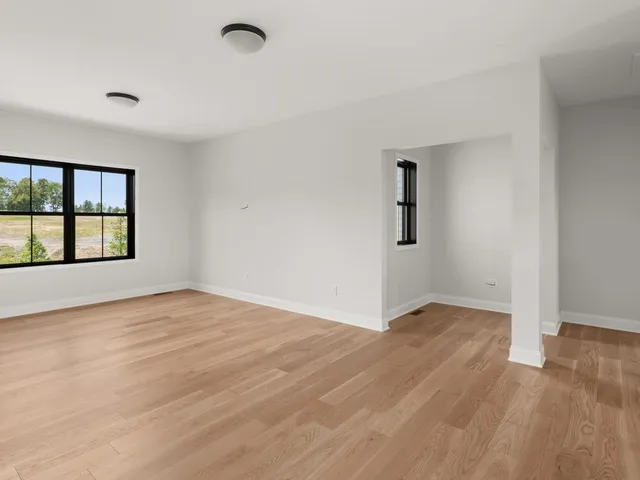 $1,215,000 | 13 Barn Road, South Burlington, VT 05403