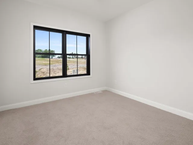 $1,215,000 | 13 Barn Road, South Burlington, VT 05403