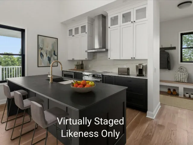 $1,215,000 | 13 Barn Road, South Burlington, VT 05403