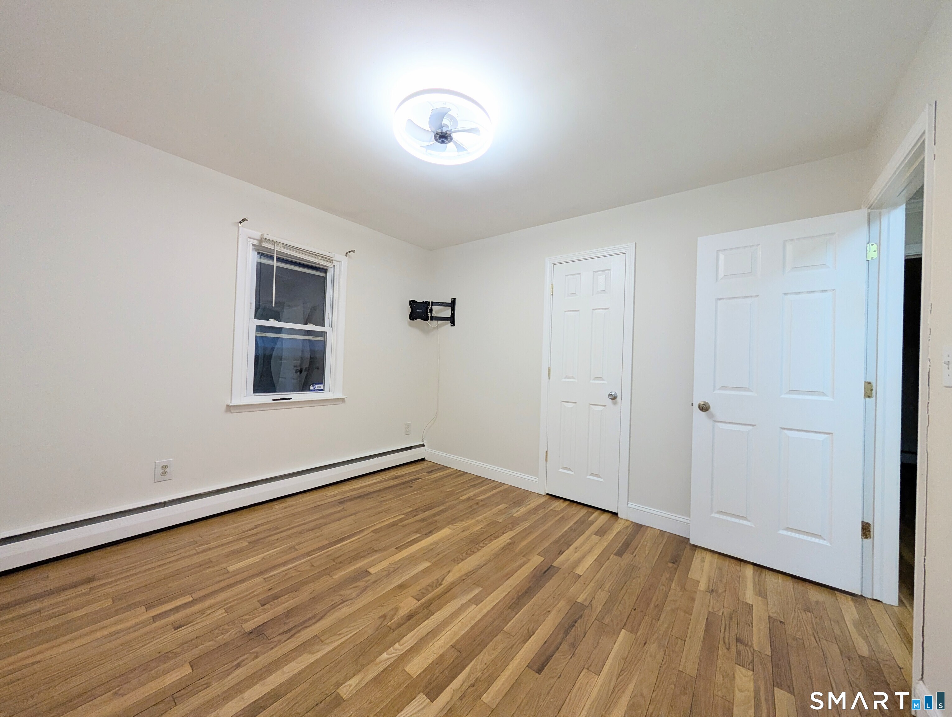 186 Marigold Avenue Bridgeport, CT 06606 - Photo 20 of 36