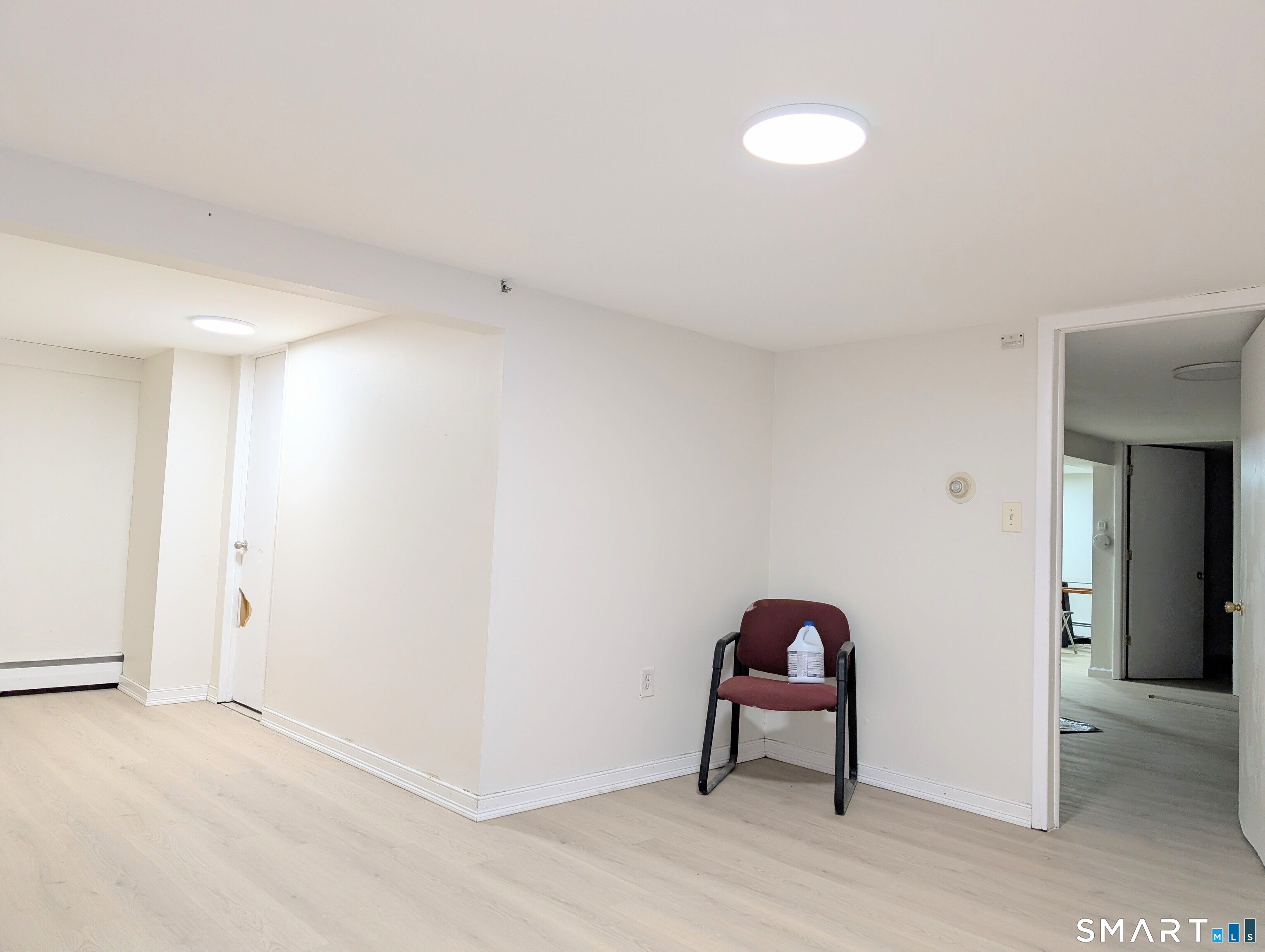 186 Marigold Avenue Bridgeport, CT 06606 - Photo 30 of 36