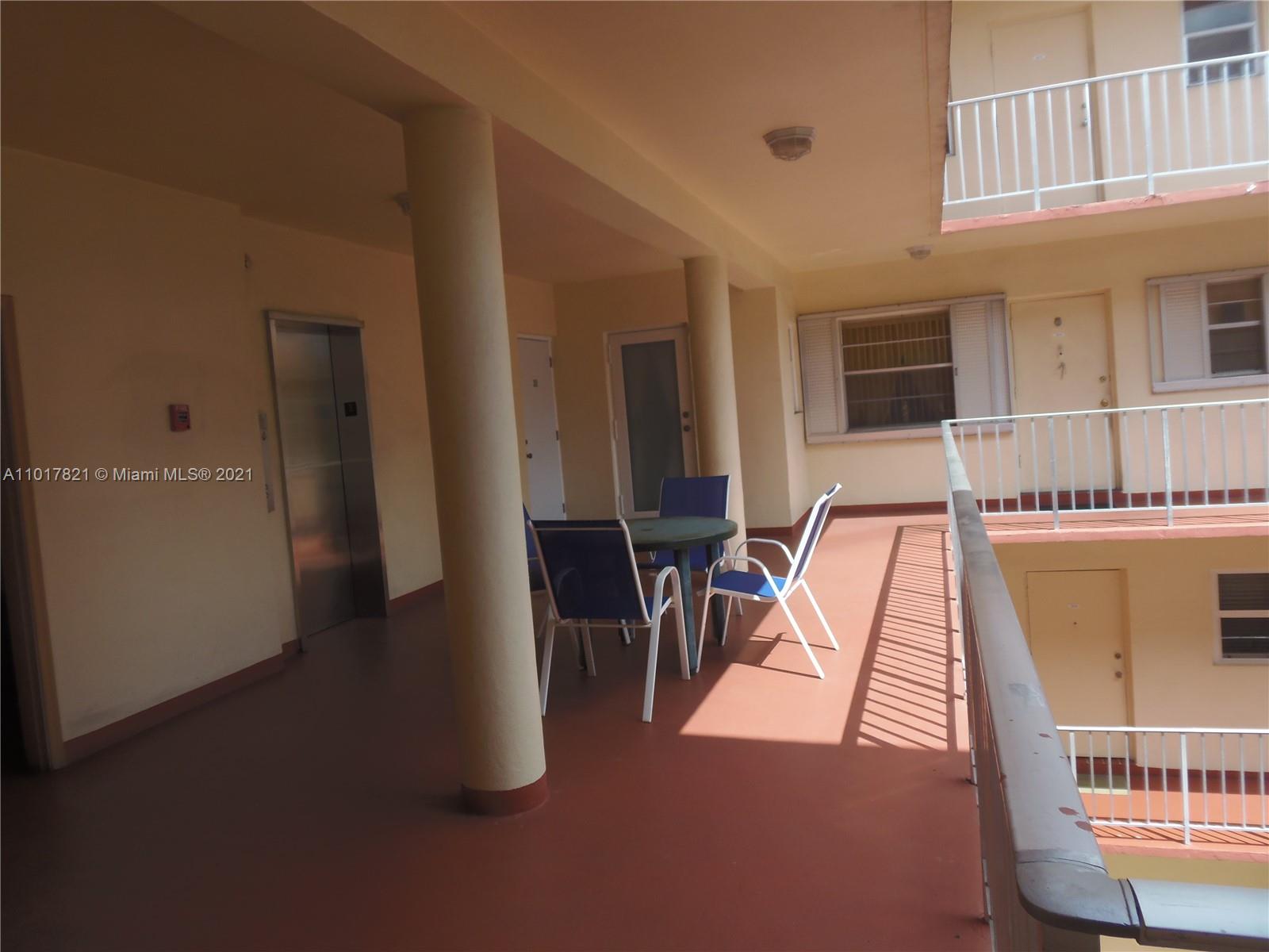 1747 Rodman Street, Unit 308 Hollywood, FL 33020 - Photo 5 of 18