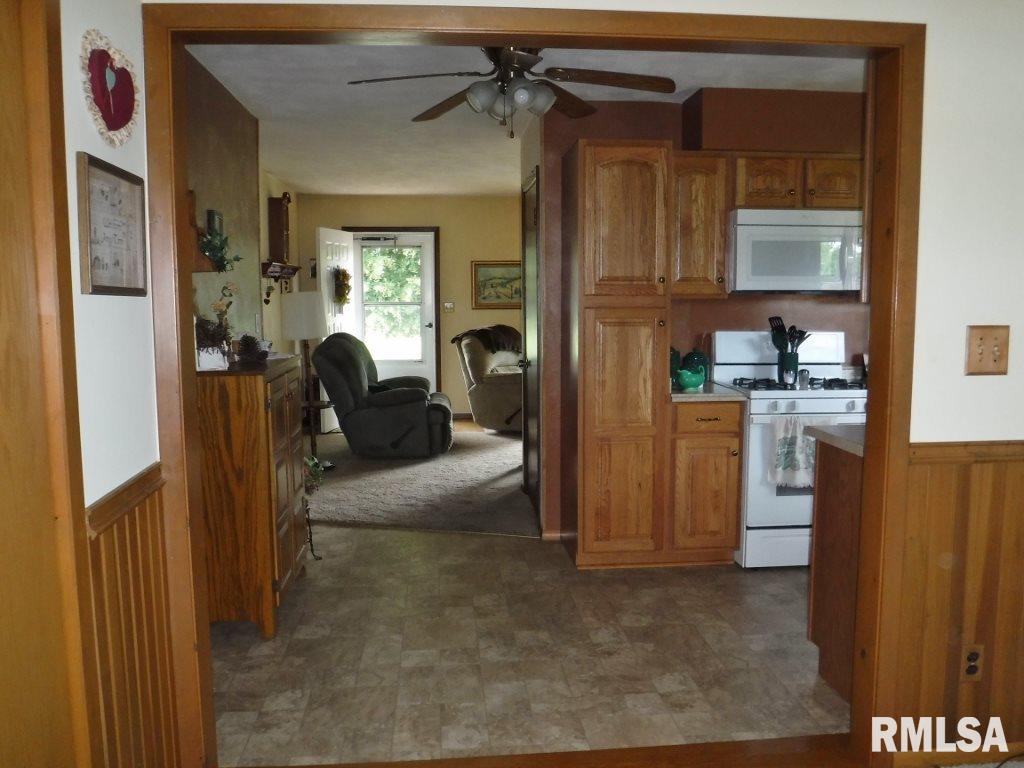 426 Cedar Street Andover, IL 61233 - Photo 19 of 23 Gallery Image 19