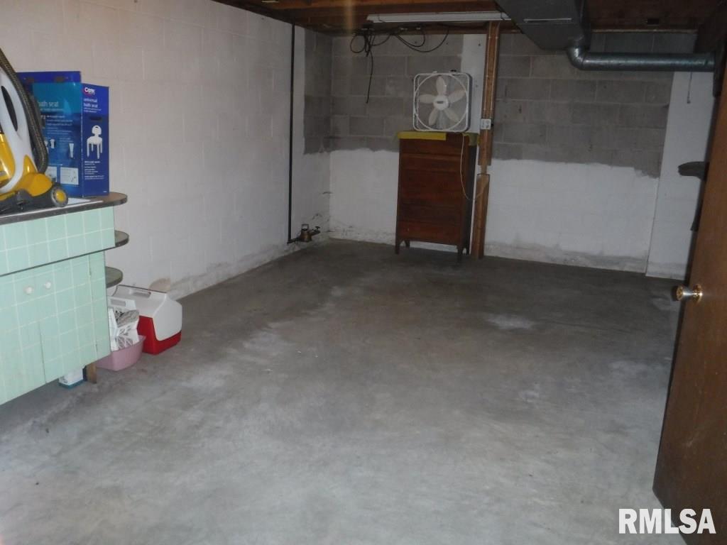 426 Cedar Street Andover, IL 61233 - Photo 21 of 23 Gallery Image 21