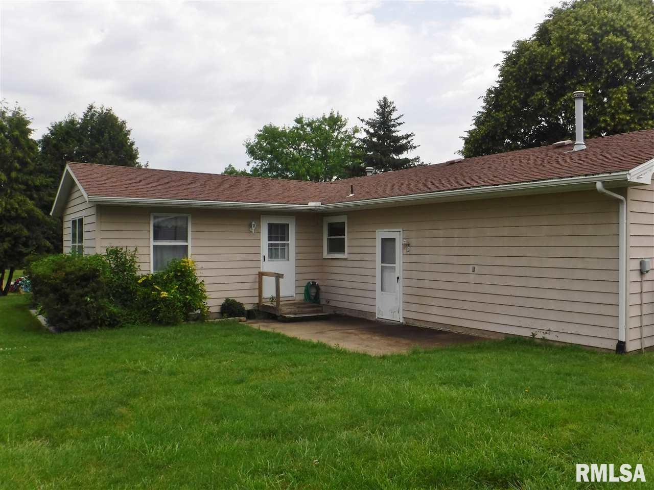 426 Cedar Street Andover, IL 61233 - Photo 3 of 23 Gallery Image 3