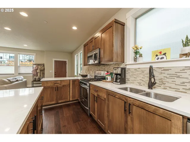 $609,000 | 11151 Southwest Berlin Avenue, Wilsonville, OR 97070