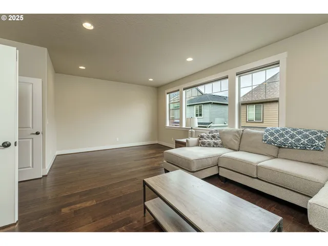 $609,000 | 11151 Southwest Berlin Avenue, Wilsonville, OR 97070