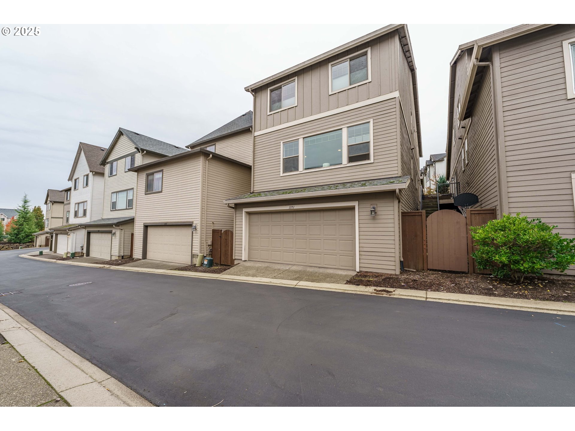 11151 Southwest Berlin Avenue Wilsonville, OR 97070 - Photo 36 of 41 Garage
