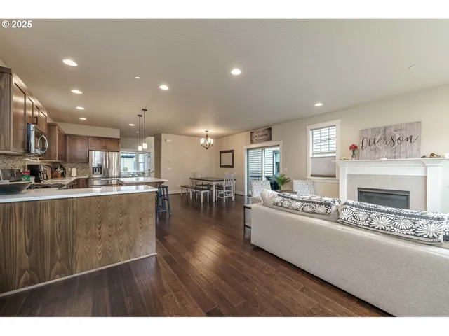 $609,000 | 11151 Southwest Berlin Avenue, Wilsonville, OR 97070