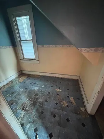 $95,000 | 9036 South Houston Avenue, Chicago, IL 60617