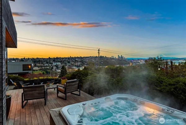 $3,795,000 | 2506 West Halladay Street, Seattle, WA 98199