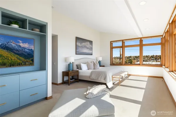 $3,795,000 | 2506 West Halladay Street, Seattle, WA 98199