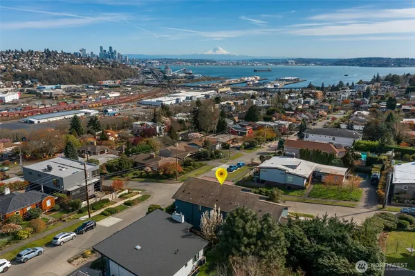 $3,795,000 | 2506 West Halladay Street, Seattle, WA 98199