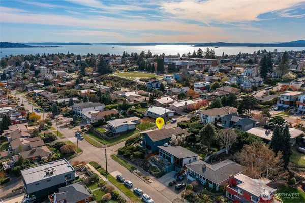 $3,795,000 | 2506 West Halladay Street, Seattle, WA 98199