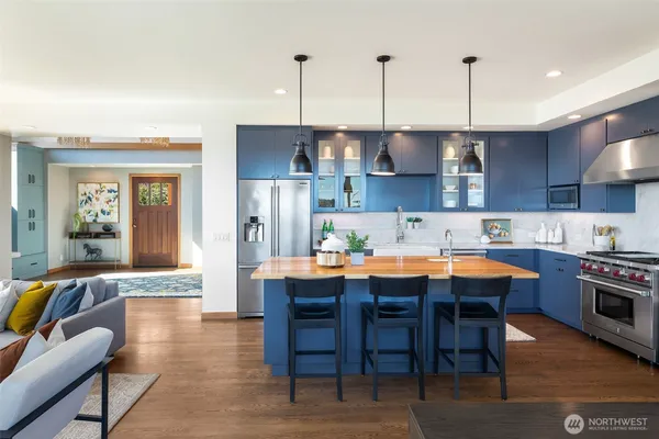 $3,795,000 | 2506 West Halladay Street, Seattle, WA 98199