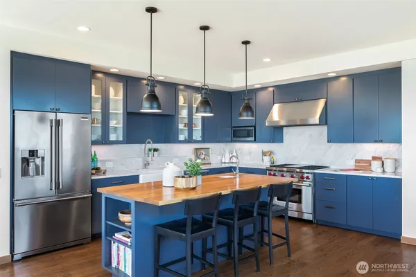 $3,795,000 | 2506 West Halladay Street, Seattle, WA 98199