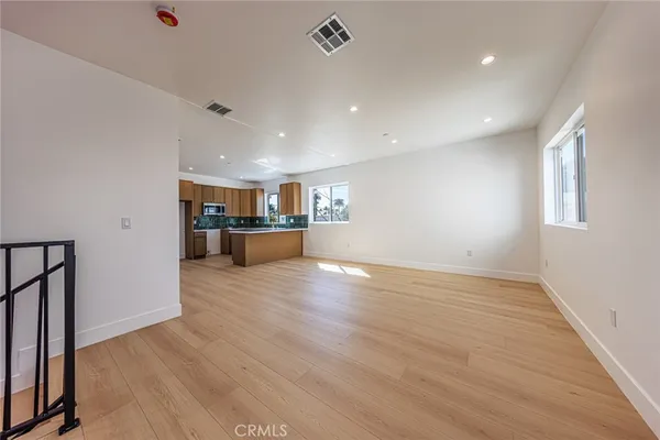$4,395 | 2426 South West View Street, Unit A, Los Angeles, CA 90016