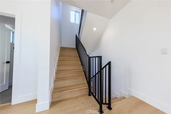 $4,395 | 2426 South West View Street, Unit A, Los Angeles, CA 90016