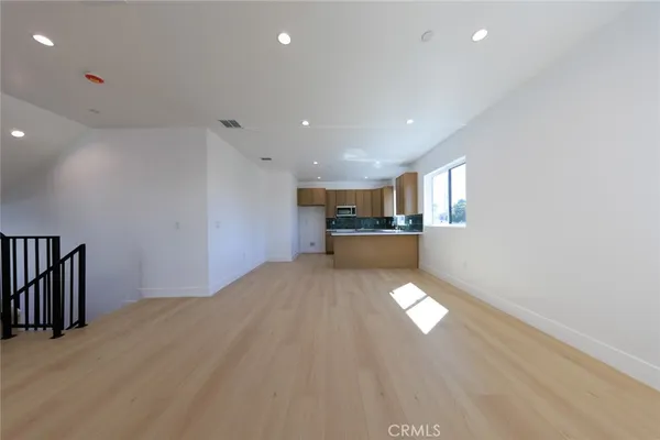 $4,395 | 2426 South West View Street, Unit A, Los Angeles, CA 90016