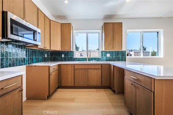 $4,395 | 2426 South West View Street, Unit A, Los Angeles, CA 90016