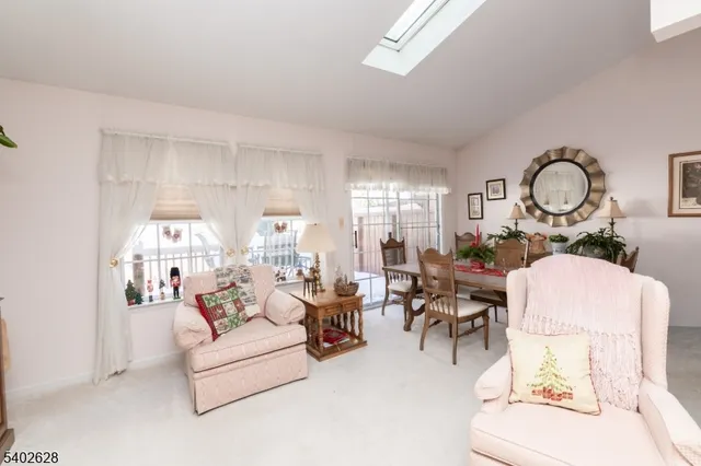 $399,000 | 208 Canal Way, Hackettstown, NJ 07840