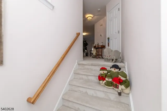 $399,000 | 208 Canal Way, Hackettstown, NJ 07840