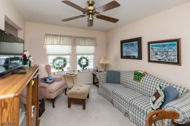 $399,000 | 208 Canal Way, Hackettstown, NJ 07840