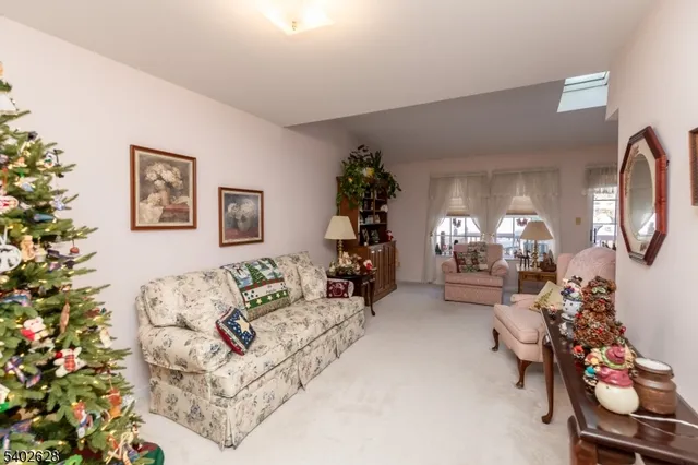 $399,000 | 208 Canal Way, Hackettstown, NJ 07840