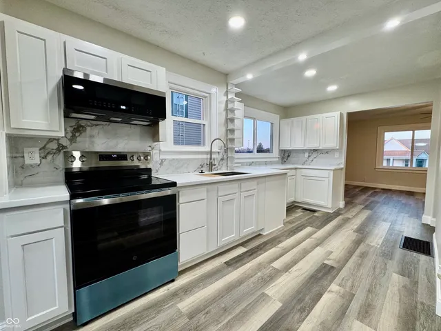 $220,000 | 716 West Walnut Street, Brownstown, IN 47220